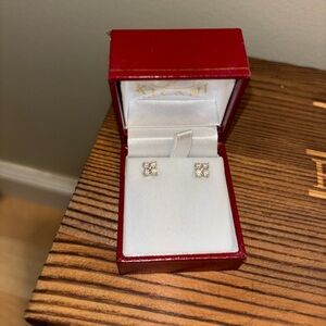 18k White Gold Diamond Earrings